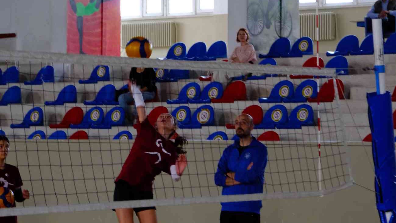 Anadolubeyi Spor Kulübü - Oran - Ankara Spor Salonu -2