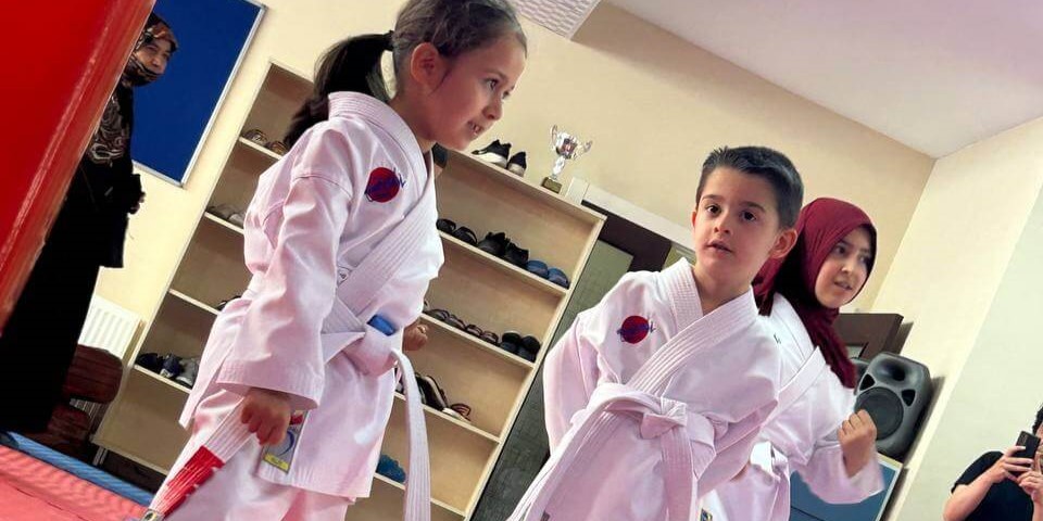 Güneş Karate Do Spor Kulübü - Eryaman-Ankara Spor Salonu